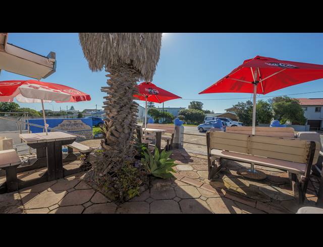 5 BEDROOM FREESTANDING FOR SALE IN OCEANVIEW HEIGHTS